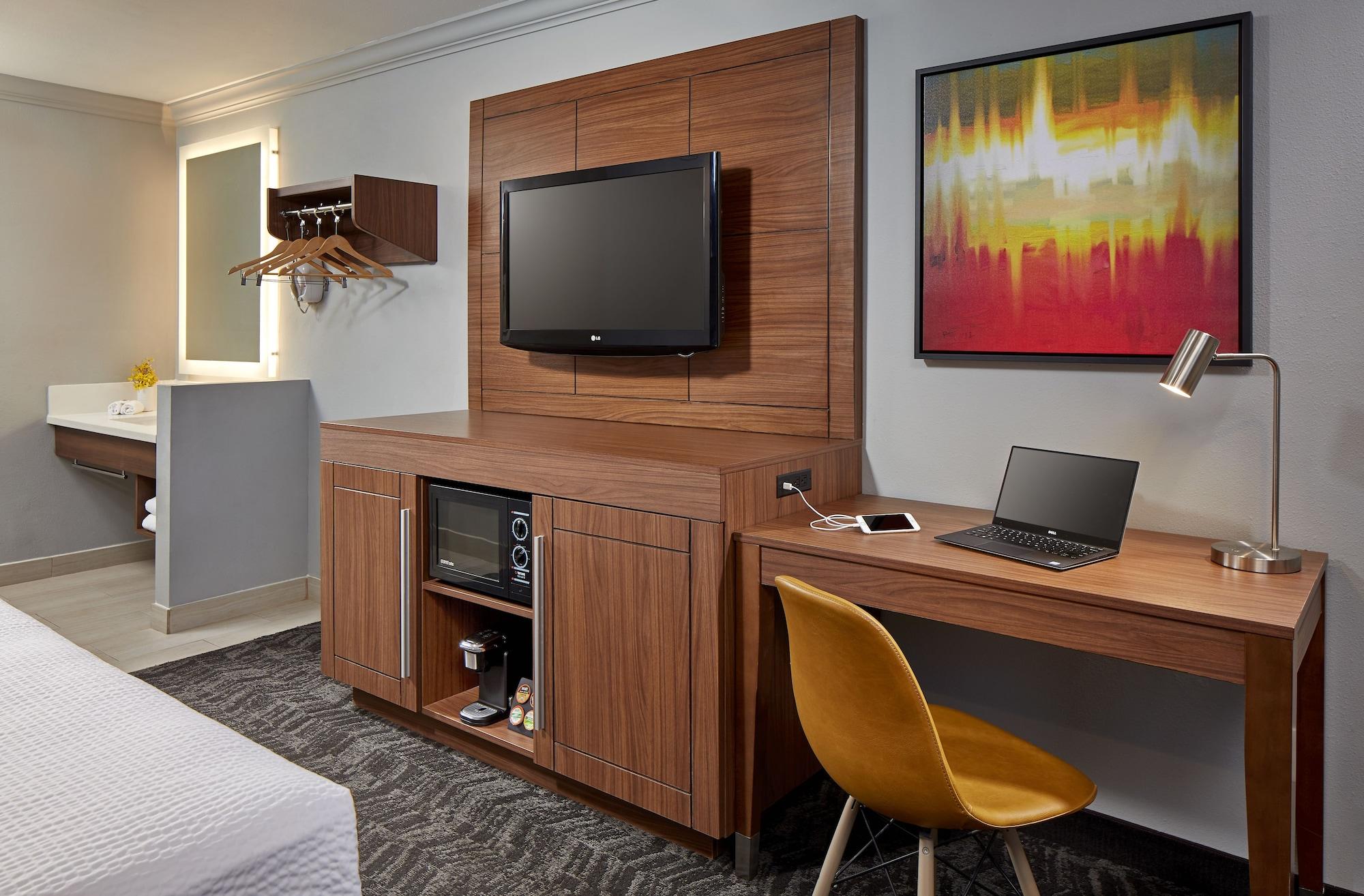 Studio Inn & Suites At Promenade Downey Buitenkant foto